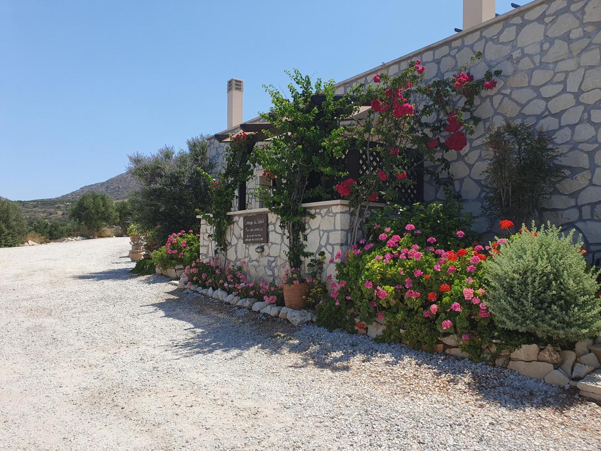 Cottage Du Soleil Makrýgialos المظهر الخارجي الصورة