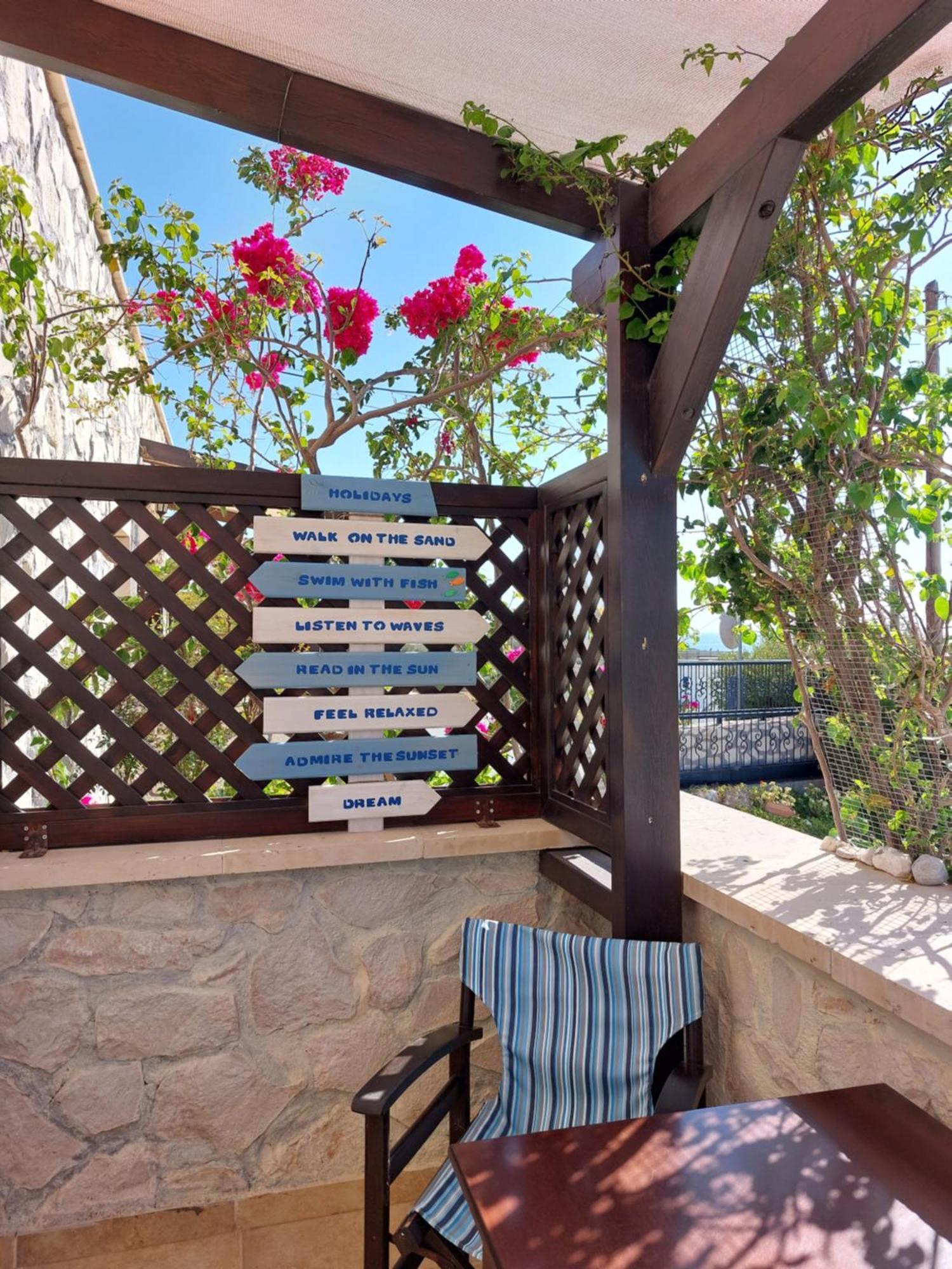 Cottage Du Soleil Makrýgialos المظهر الخارجي الصورة