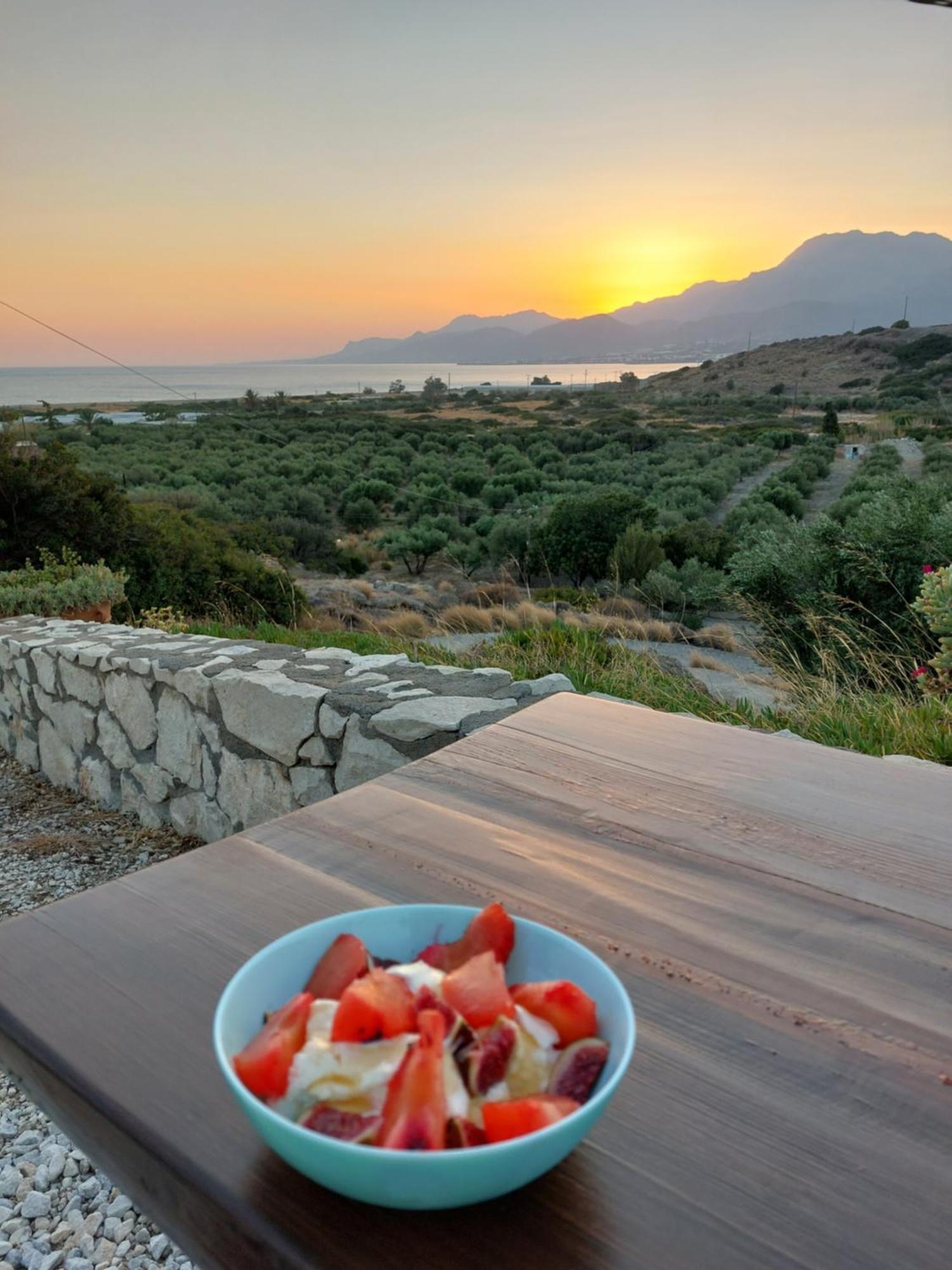 Cottage Du Soleil Makrýgialos المظهر الخارجي الصورة